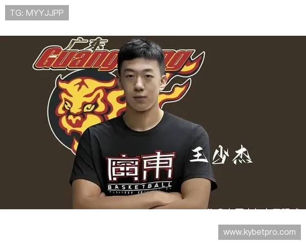 CBA最新消息！杜锋留任广东队，挖角内线国手，王少杰买断加盟？_3
